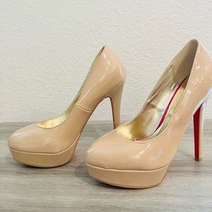 Shoe Dazzle Signature sole nude heels